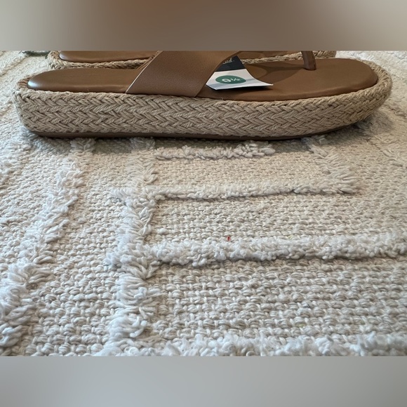 UNIVERSAL THREAD Memory Foam Tan/Ginger Sandals Espadrilles- Size 9 1/2 - Picture 4 of 7
